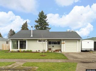 571 W D St, Lebanon, OR 97355