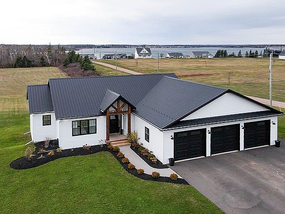 2nd image of 137 Macmillan Point Rd W