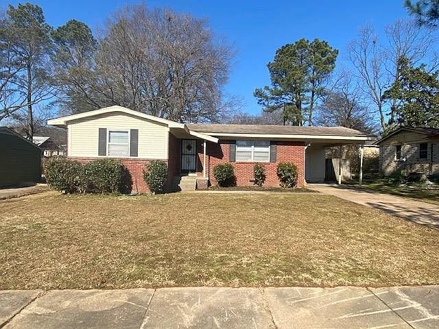 1340 Noble Ave