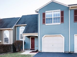 189 Scobee Ln, Somerset, NJ 08873