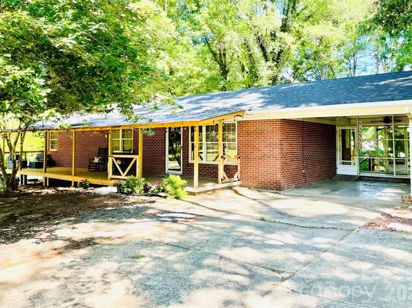 511 Sunbeam Farm Rd, Cherryville, NC 28021