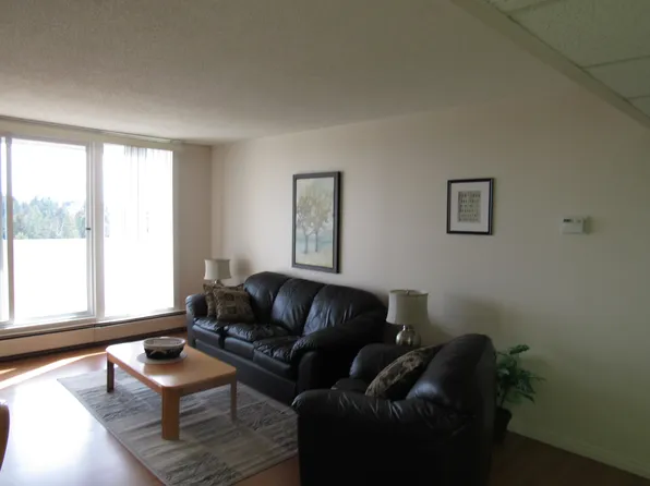 4902 37th St, Red Deer, AB