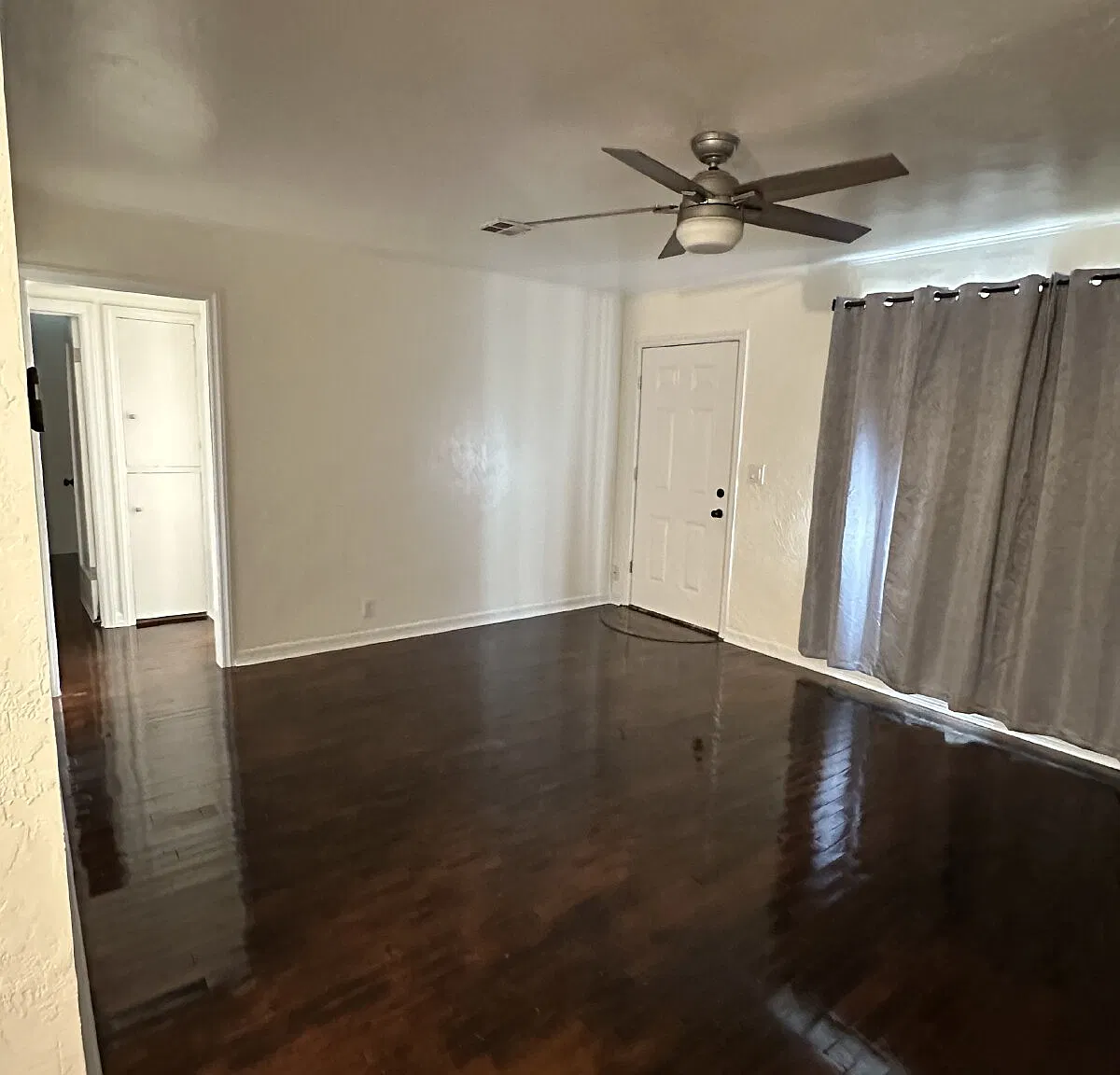 2 bed, 1.0 bath, 842 sqft, $1,750 — Photo 4