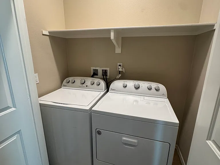 7866 Marbil Ln — Photo 29