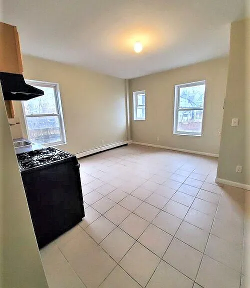 161 S 10th St #3LA — Photo 2