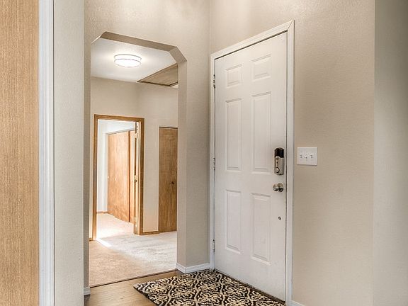 5th image of 1028 Algona Blvd N