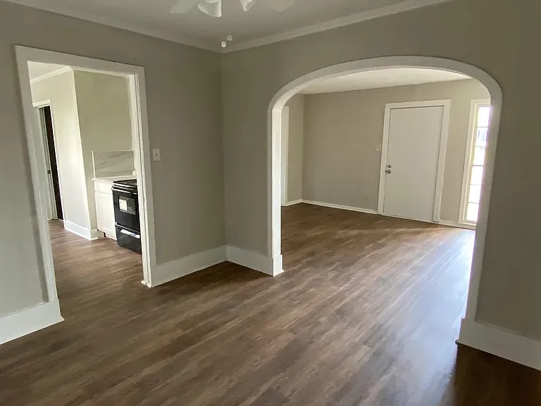 3875 E Lynwood Dr — Photo 5