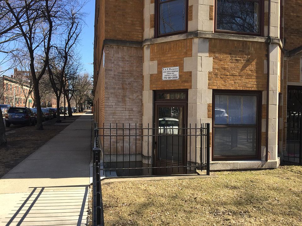 1st image of 4897 N Hermitage Ave APT 3