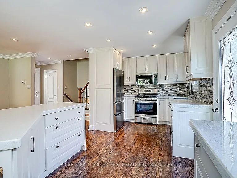 37 Dallington Dr — Photo 24