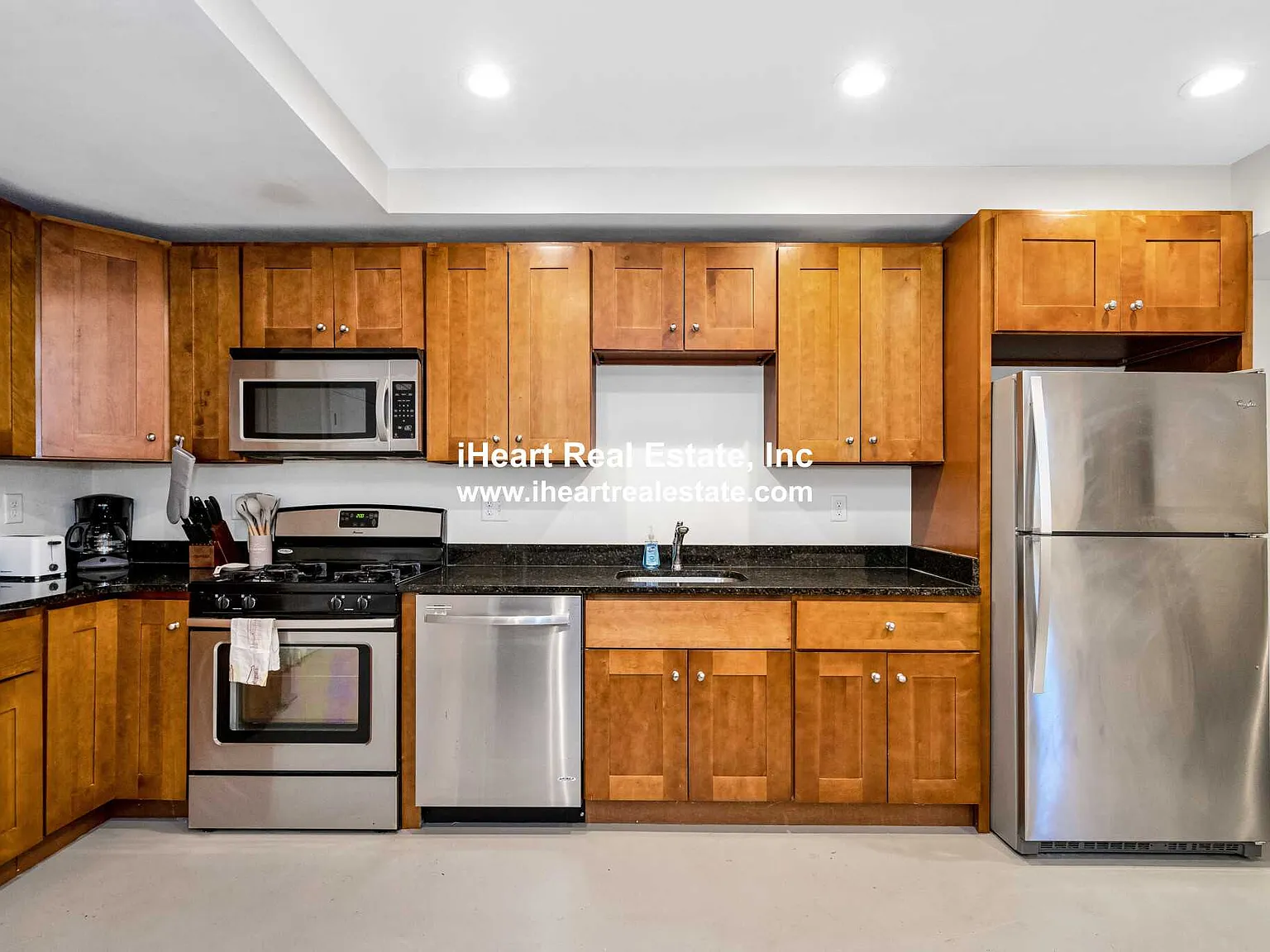 4 bed, $5,000 — Photo 3
