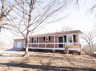 2244 Henson Farm Rd, Festus, MO 63028