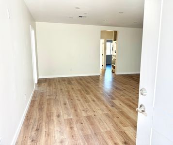 10639 Whitegate Ave, Sunland, CA, 91040