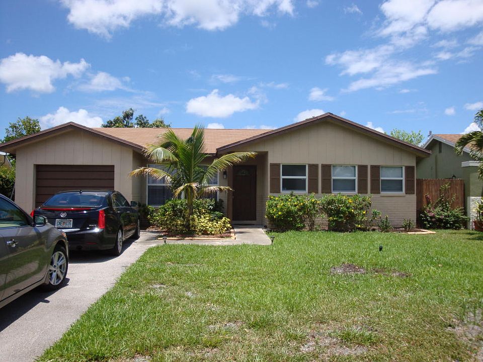 Home For Sale In Sandalfoot