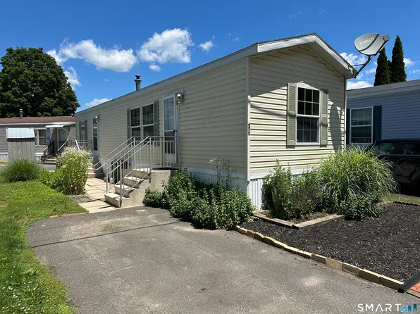 68 Cooke Street #36, Plainville, CT 06062