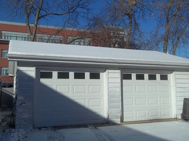 2nd image of 910 Haywood Dr