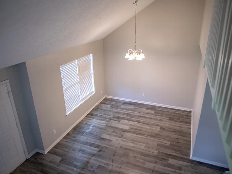 730 Willow Trace Dr — Photo 3