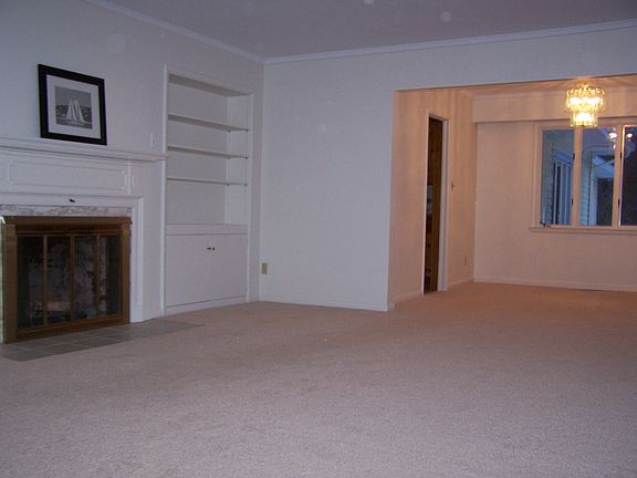 living and dining rm