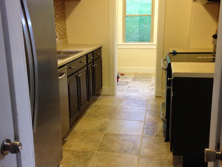 1731 Broadway Ave — Photo 12