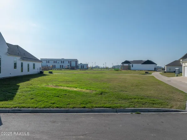 113 Hedgemoore Ct, Youngsville, LA 70592