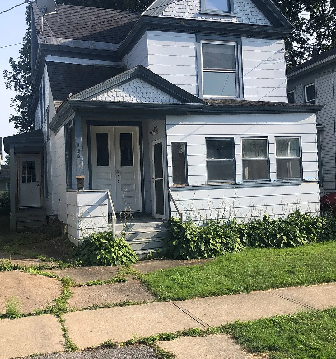 5 bed, 1825 sqft, $2,500 — Photo 1