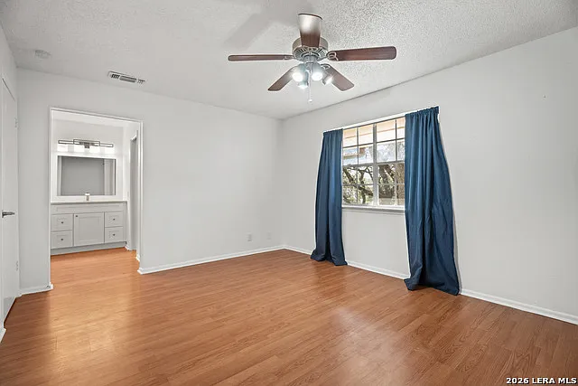 3408 Northmoor St #25 — Photo 20