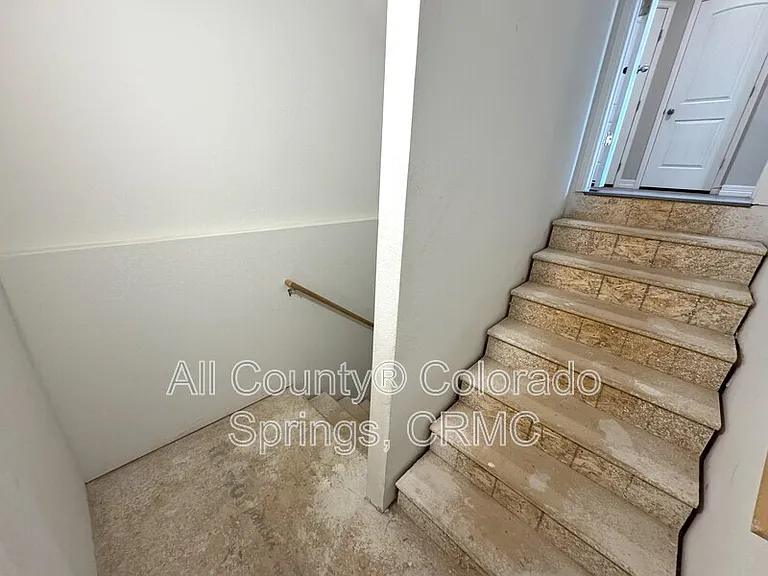 764 Brambleberry Hts — Photo 32