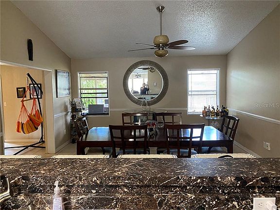 5th image of 5520 Park Hurst Dr