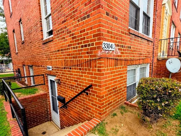 3304.5 E Capitol St NE, Washington, DC 20011