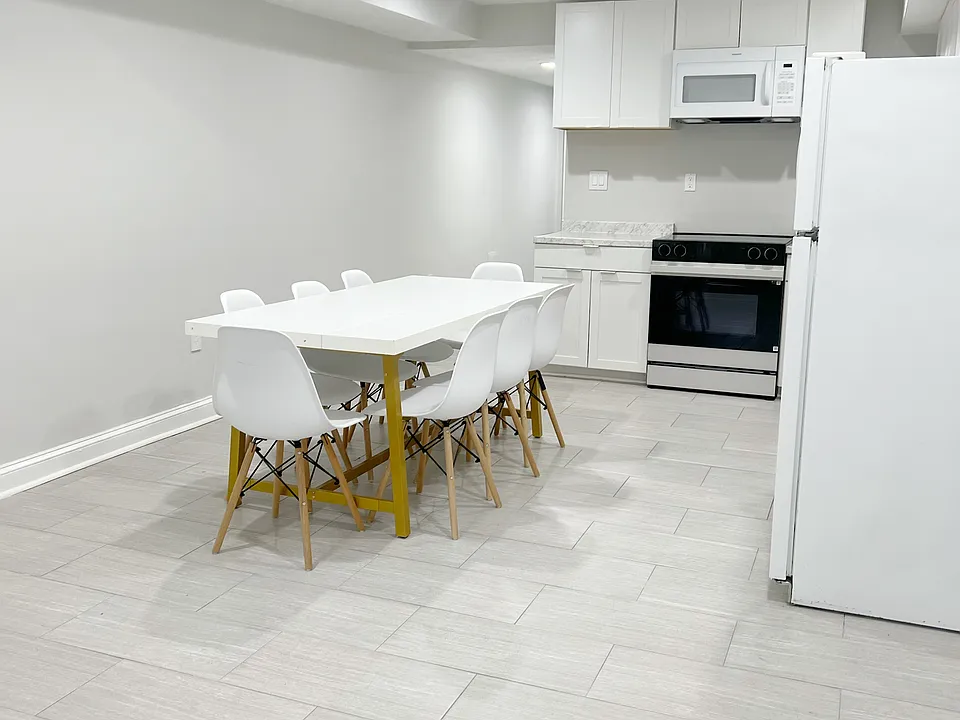 219 P St NW #BASEMENT