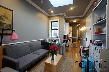 Rented by Rennit Inc.