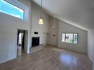 1200 E River Rd APT G-90, Tucson, AZ 85718