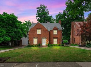 4025 Meadowbrook Blvd, University Heights, OH 44118