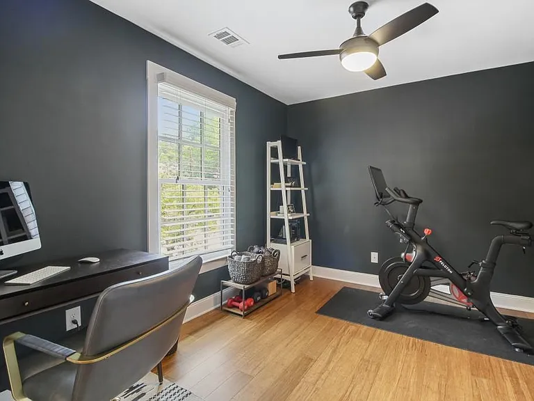 947 Delmar Ave SE — Photo 24