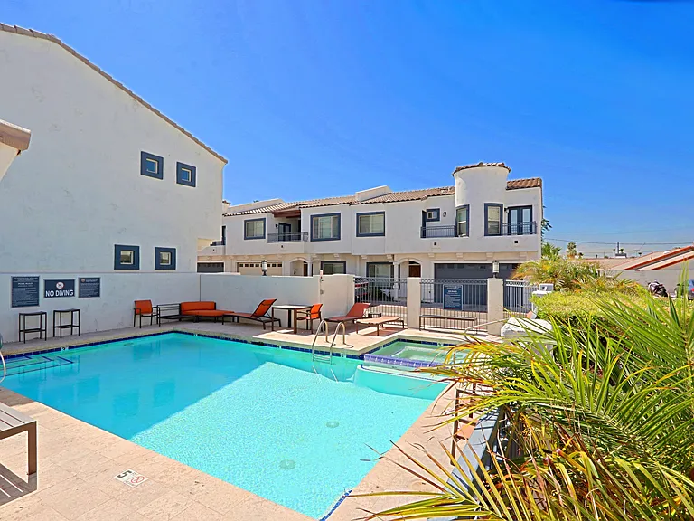 Monterosa Villas — Photo 18
