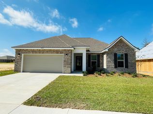 4626 Jayhawk Dr, Crestview, FL 32539