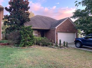 100 Apple Forest Ct, Lexington, KY