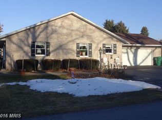 103 Grand Ave, Chambersburg, PA 17201