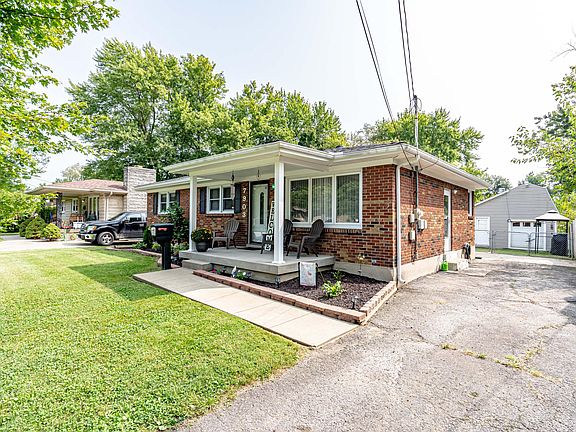 3rd image of 7903 Mango Dr
