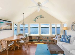 46 Rampasture Rd #9, Hampton Bays, NY 11946