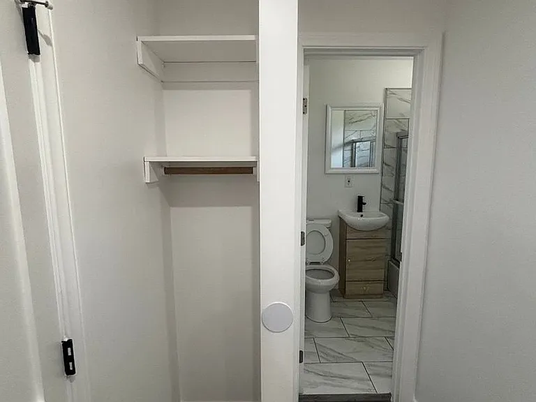 1760 Henderson Ave — Photo 8