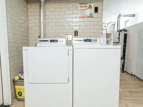 208 Starr Street image 17 of 17