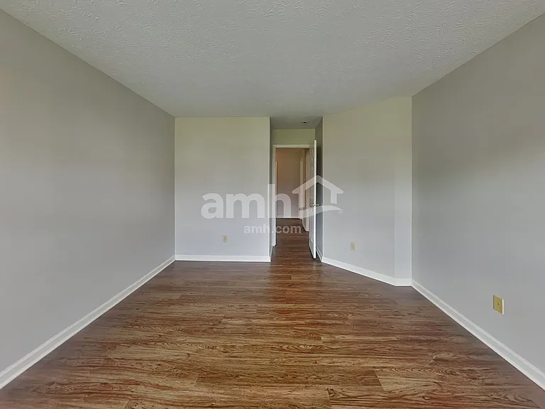 1159 Spring Meadow Ct — Photo 8