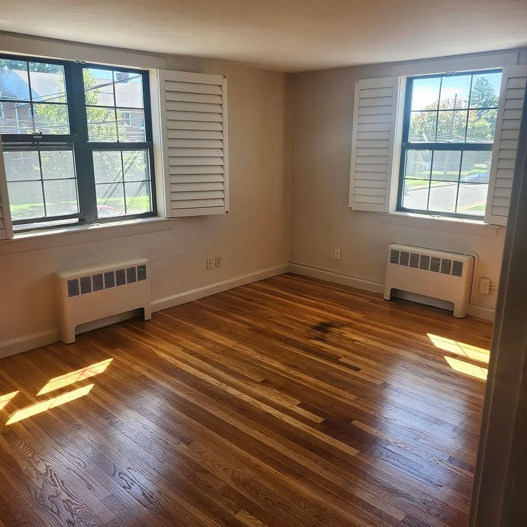 1BR w/ Pool in Waltham | Remodeled and Ready to Rent! — Photo 1