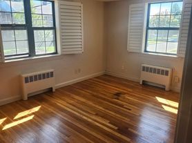 34 Antico Way, Waltham, MA