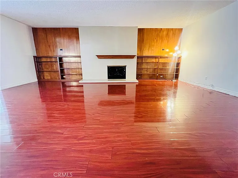 471 W Duarte Rd #110 — Photo 4