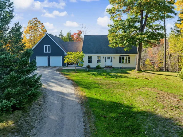 85 Mill Ridge Road, North Yarmouth, ME 04097