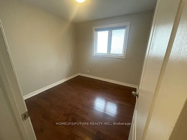 18 Albacore Cres #MAIN — Photo 15