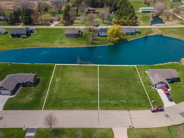 283 Jasmine Dr #20, Berlin, WI 54923