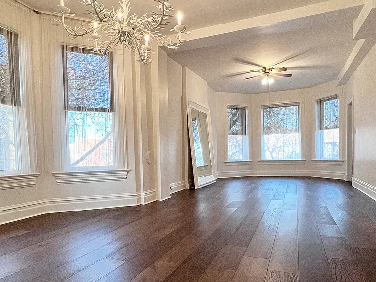 948 N Hoyne Ave #3 — Photo 18