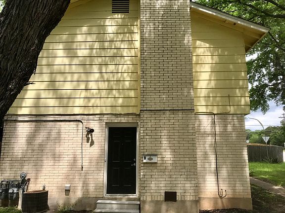 Front door of unit B